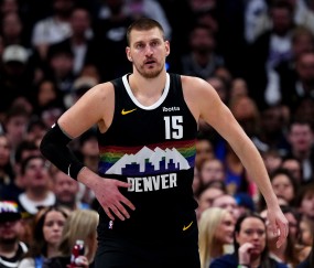 开云体育app-帕森斯：掘金是西部第三好的球队 这3队中的一支会是今年的总冠军