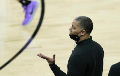 开云官网-尽力了还是输了！1比3落后，无小卡快艇已无力回天