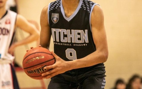 开云官网-【人物】发色醒目的马刺10号 索汉凭什么俘获圣城？